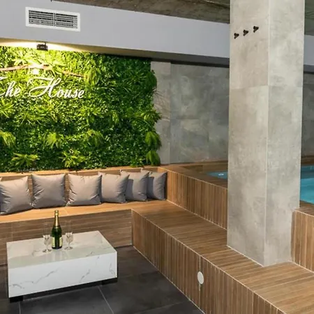 The House и термална зона * Велинград