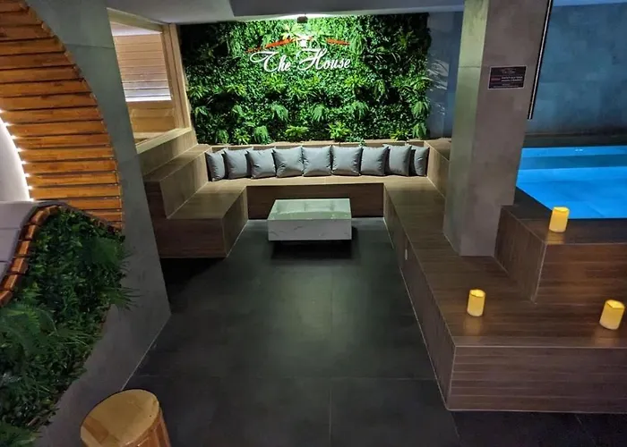 The House и термална зона Велинград