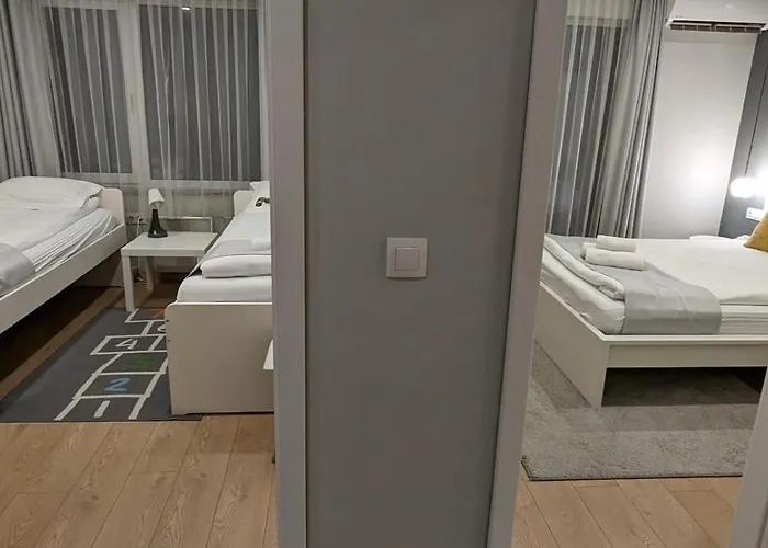 The House и термална зона *